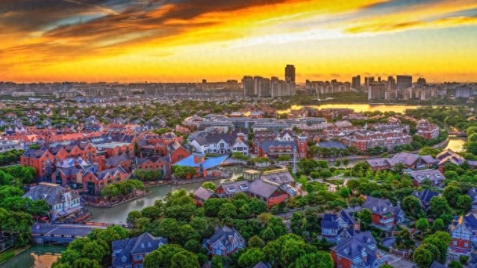 纪检部门跟进督办破解民生难题，松江热线“温度计”测出百姓获得感