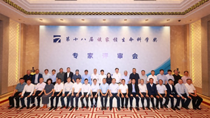 最新“谈家桢生命科学奖”候选名单揭晓，卢煜明在列，有7名80后