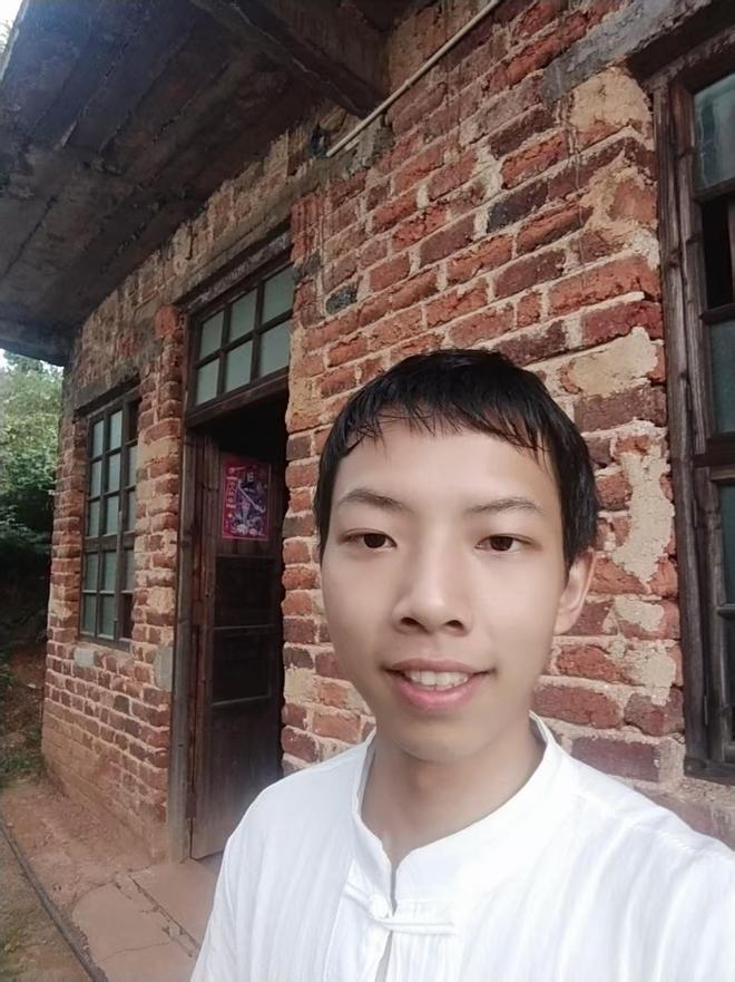 “朱雀玄武敕令”第三次参加高考，目标是本科，想读电力相关专业