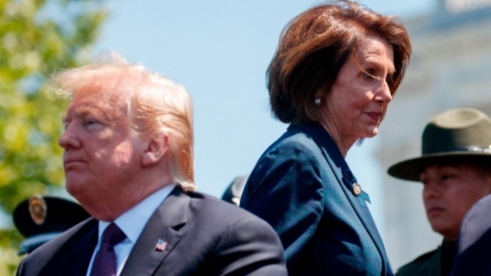 特朗普：很高兴看到佩洛西带来的恶臭终于要消失了