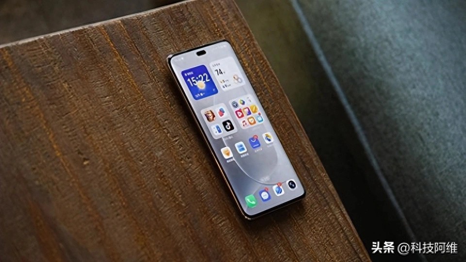 荣耀旗舰提前清仓了，512GB+骁龙8Gen3+卫星消息，售价跳水1010元