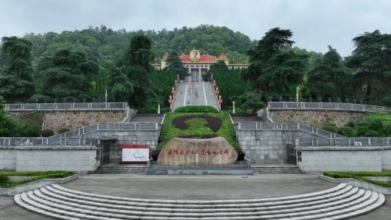 光峰科技点亮安源胜利广场光影秀：唤醒红色记忆