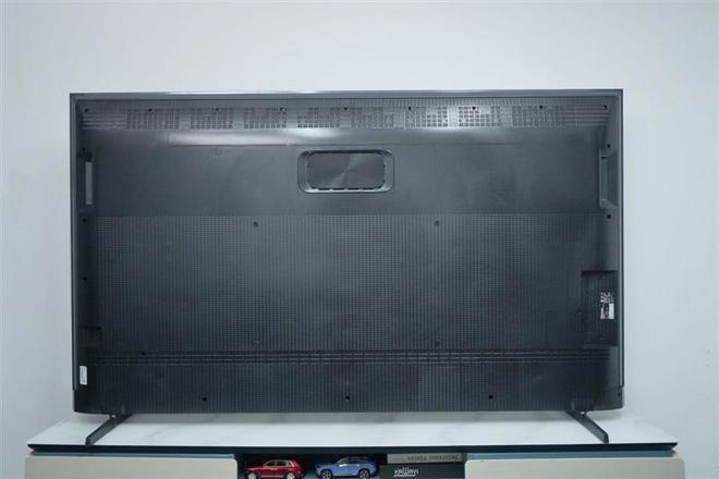 海信E7Q真机首测:黑曜屏Pro加超频版芯片 画质表现同级无敌!