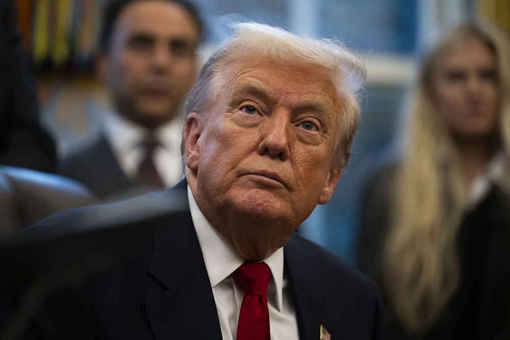 特朗普一个多月购债券逾8千万美元，涉及受益于其政策的行业