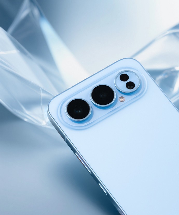 荣耀500系列旗舰级外观官宣:一体冷雕工艺加持,树立美学新标杆