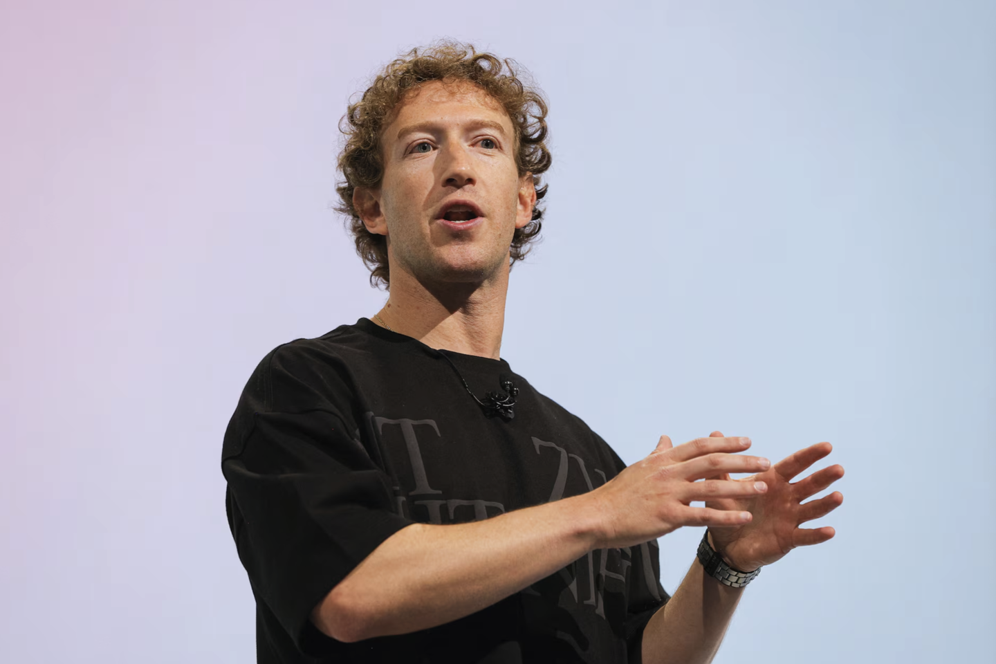扎克伯格与 Meta 股东和解，了结 80 亿美元 Facebook 隐私案