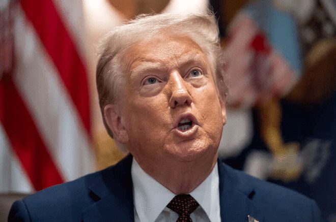 特朗普“朋友”捐1.3亿美元给美军发饷,专家:只够付不到1/3天工资,可能还非法