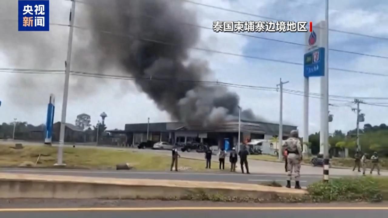 泰柬两国领导人明天将在马来西亚会晤！出动2架F-16和2架“鹰狮”，泰空军摧毁柬方两处军事目标